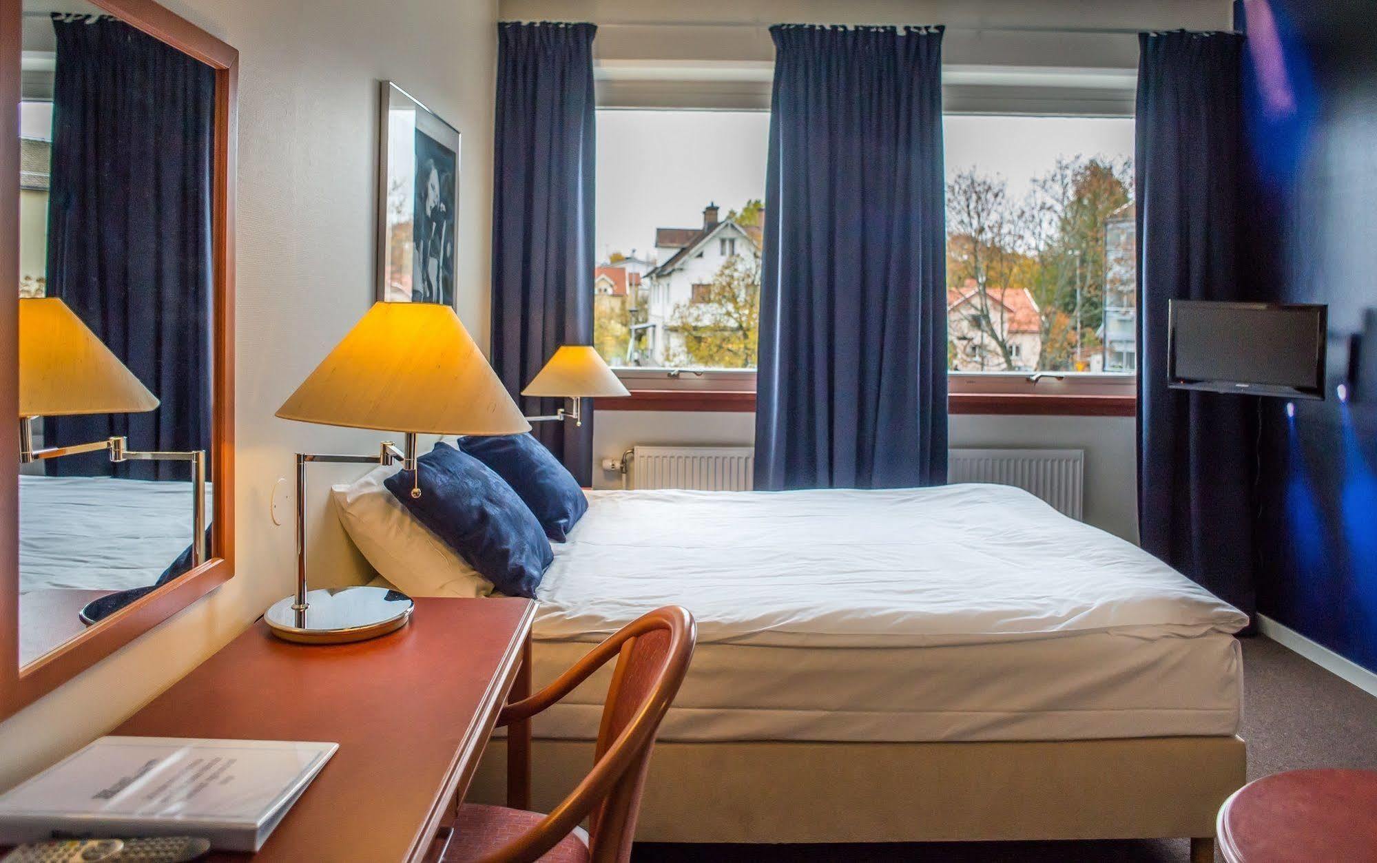 Hotell Hulingen Hultsfred Luaran gambar
